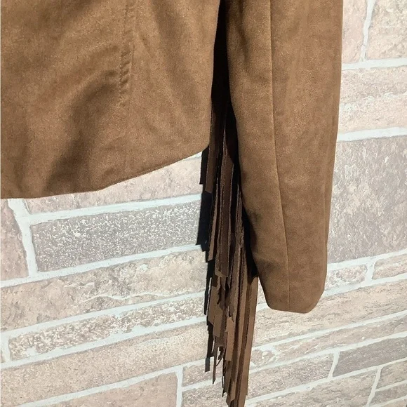 TopChic - Sz S - faux leather suede fringe fashion jacket - tan - 10” fringe - Picture 3 of 7